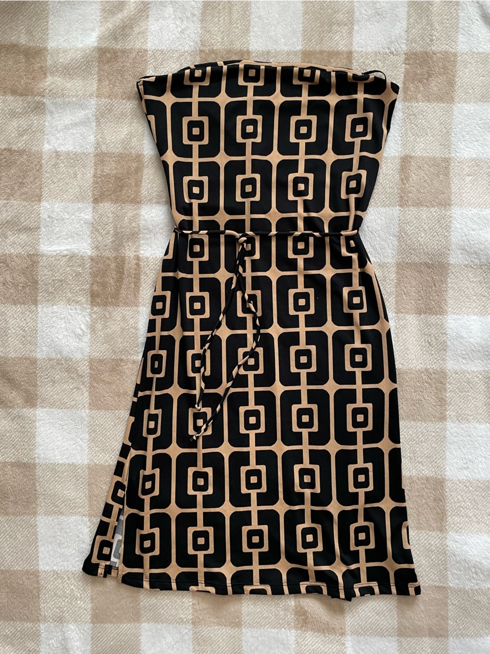 Forever 21 Strapless size Large Black and Tan Geometric Strapless Dress